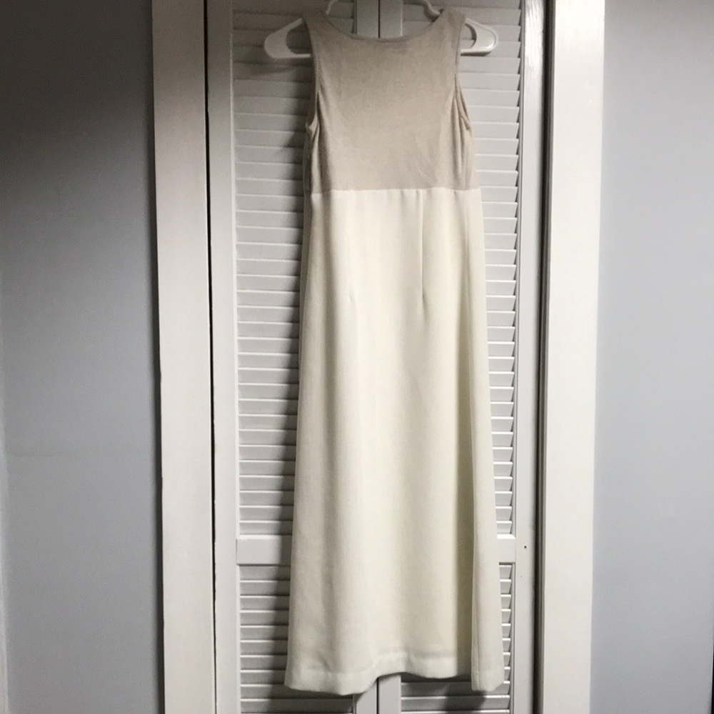 Beautiful & Basic Dress - Picture 2 of 4